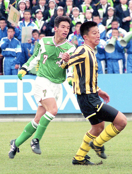 并且辅以力 并且辅以力